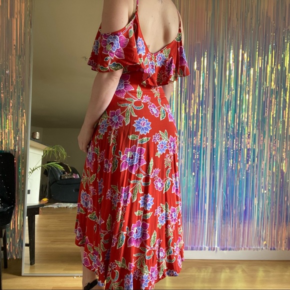 F21 • Floral Open Shoulder Wrap Dress - Picture 2 of 14